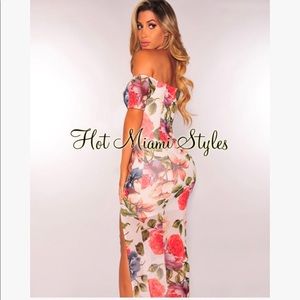 OFF THE SHOULDER MAXI DRESS WITH SPLIT SMALL